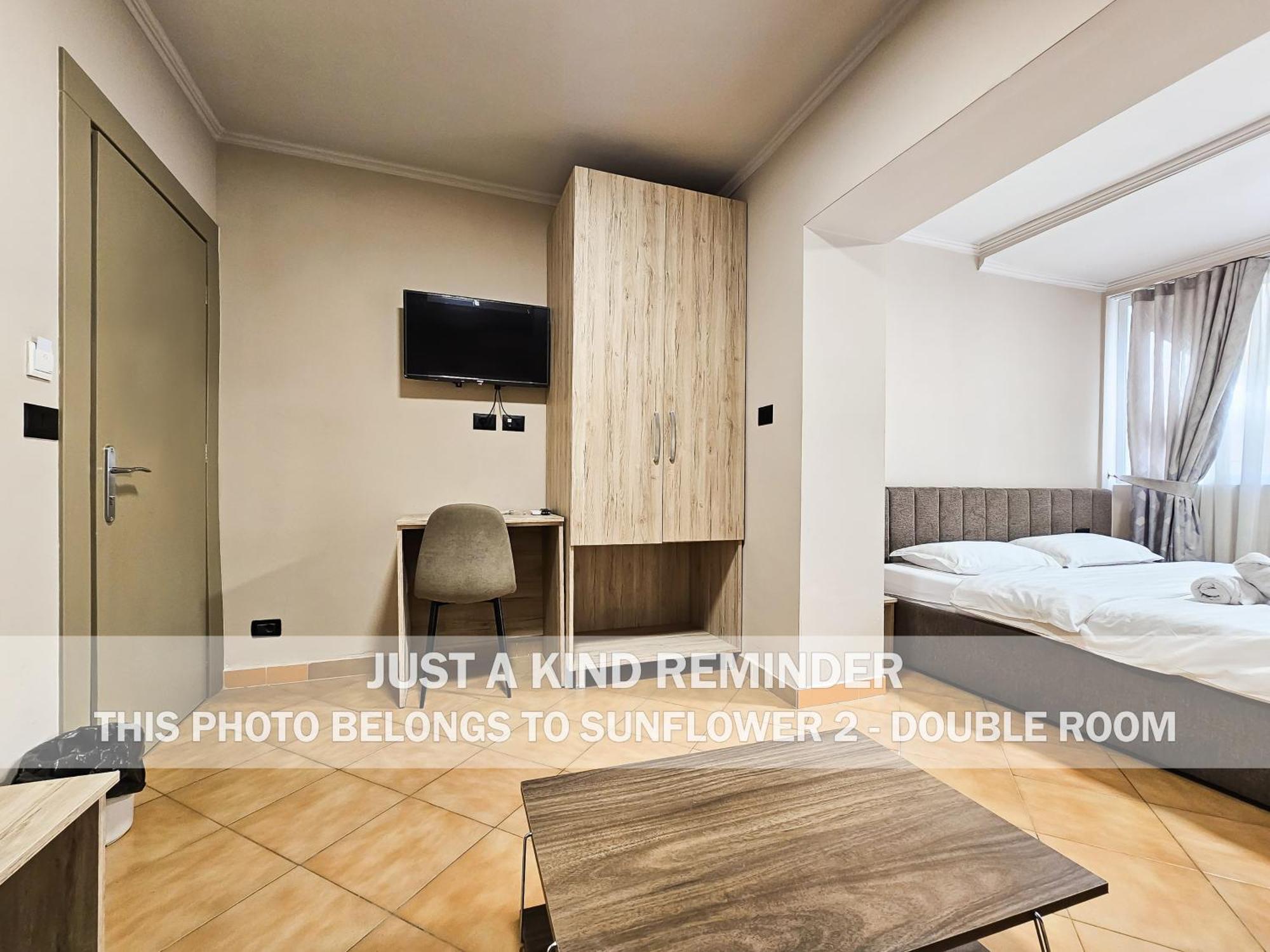 Sunflower Rooms Tirana Exterior photo